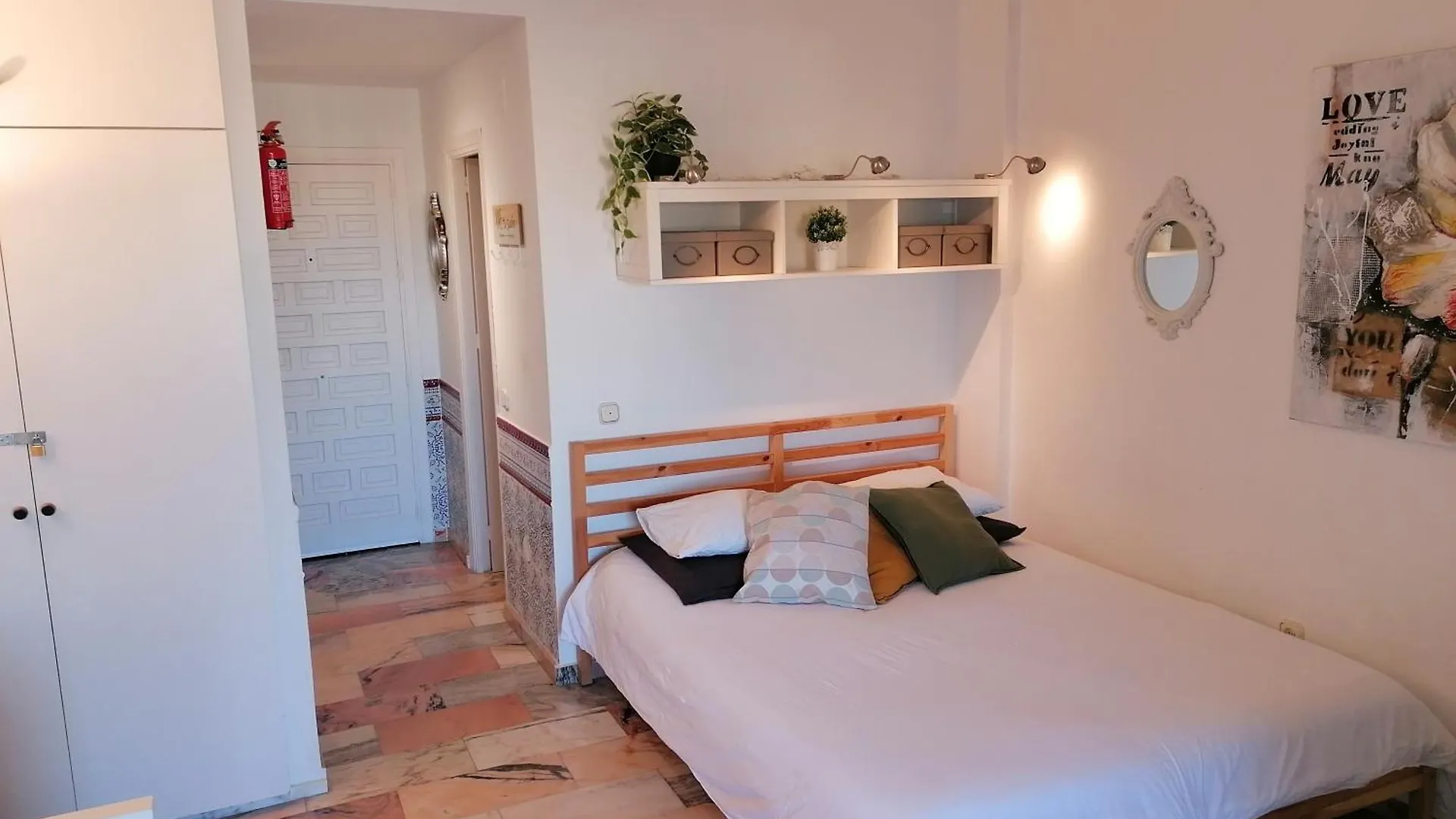 Estudio Terraza Vista Mar Parking Gratuito Piscinas Benalmadena Spain